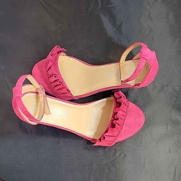 BRAND NEW ASHLEY STEWART TIA RUFFLE ADJUSTABLE BUCKLE  STRAP OPEN TOE SA… - Picture 7 of 12